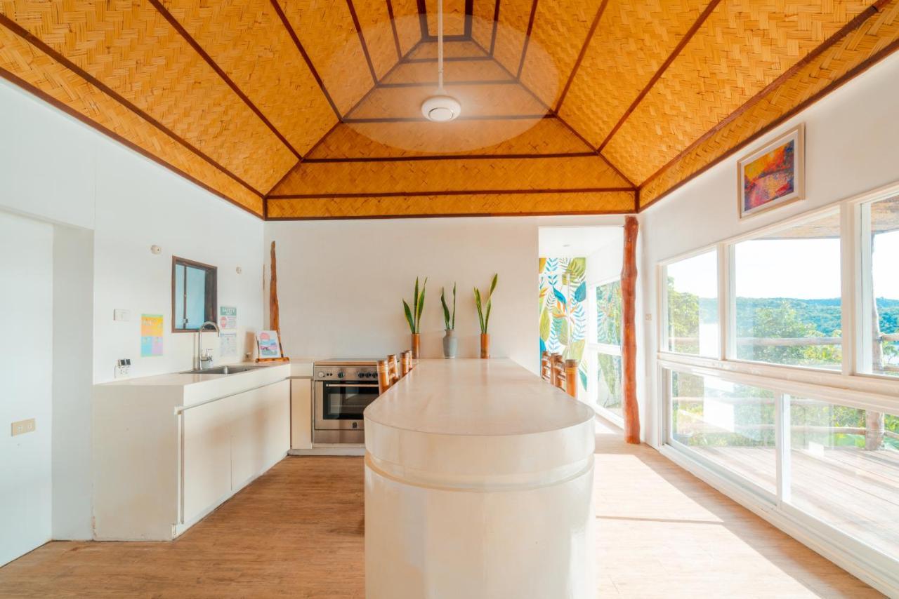 Marina Del Sol Resort & Yacht Club バスアンガ エクステリア 写真